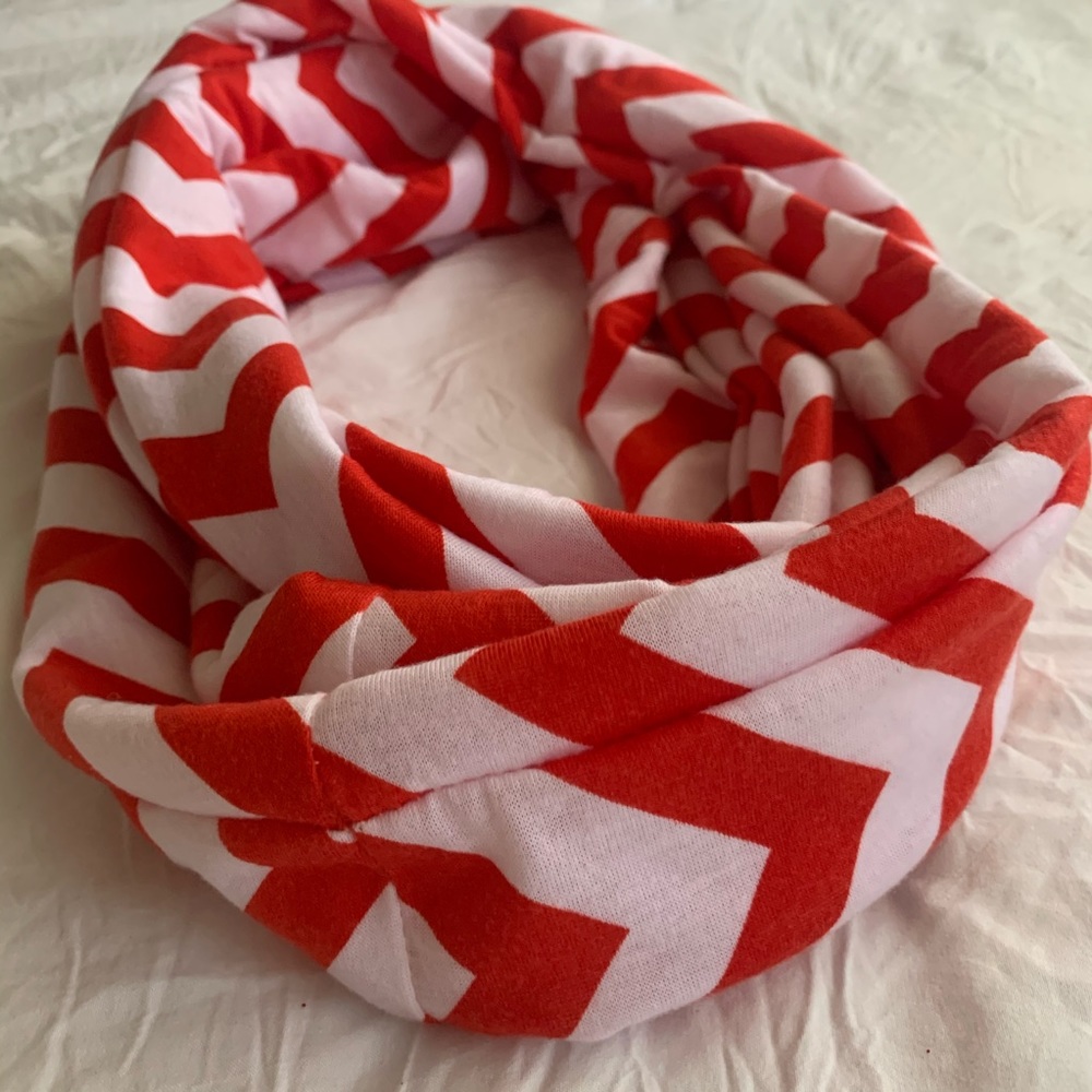Infinity scarf